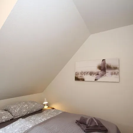 Strandnahe Ferienwohnung In 아파트