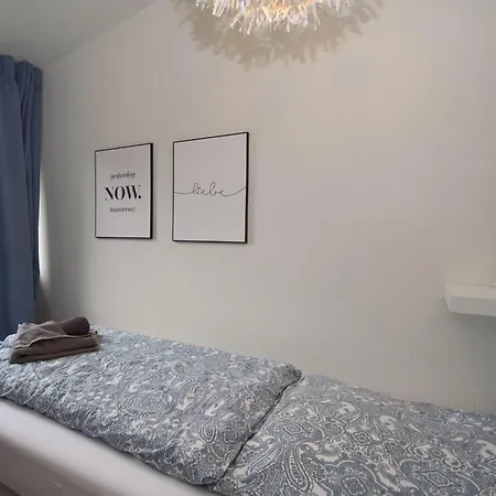 Strandnahe Ferienwohnung In 아파트